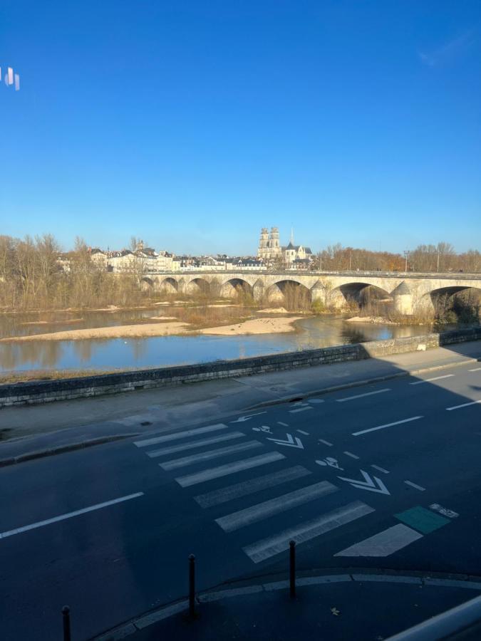 Cosy Loire, T2 Neuf, Front De Loire ,Vue Cathedrale,5Min A Pied Centre Ville Et Parking Prive Орлеан Екстериор снимка